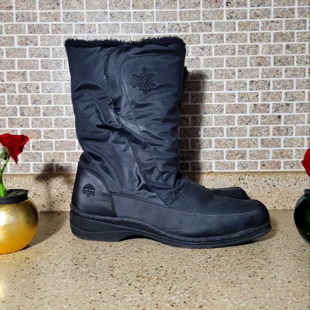 Totes Boots